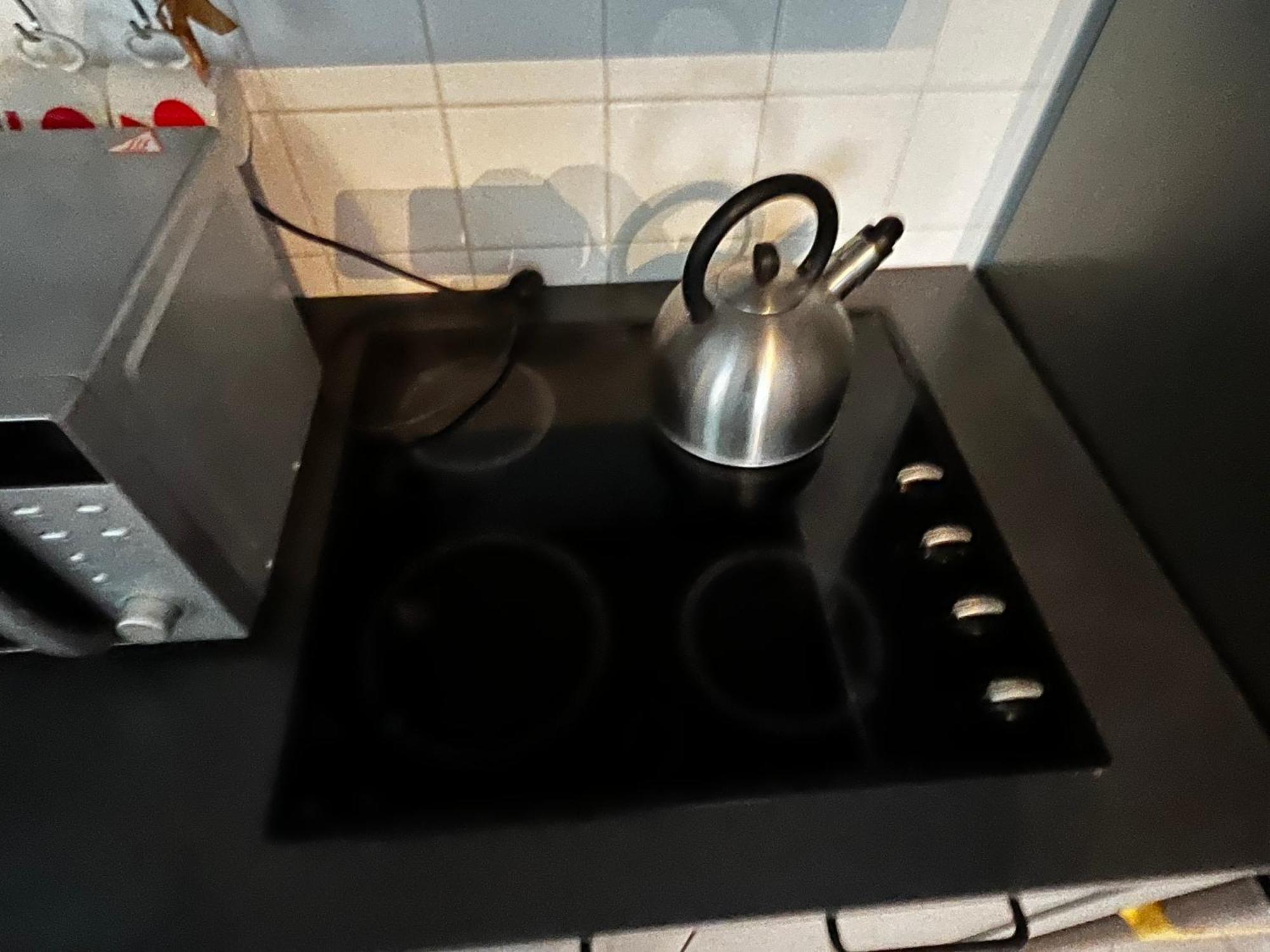 Monfas Apartment Provence In Прага Экстерьер фото