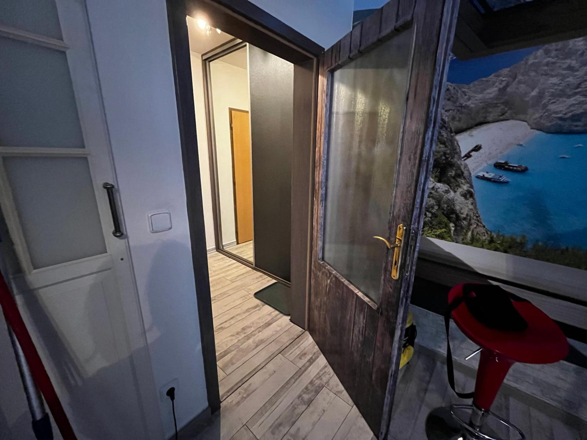 Monfas Apartment Provence In Прага Экстерьер фото